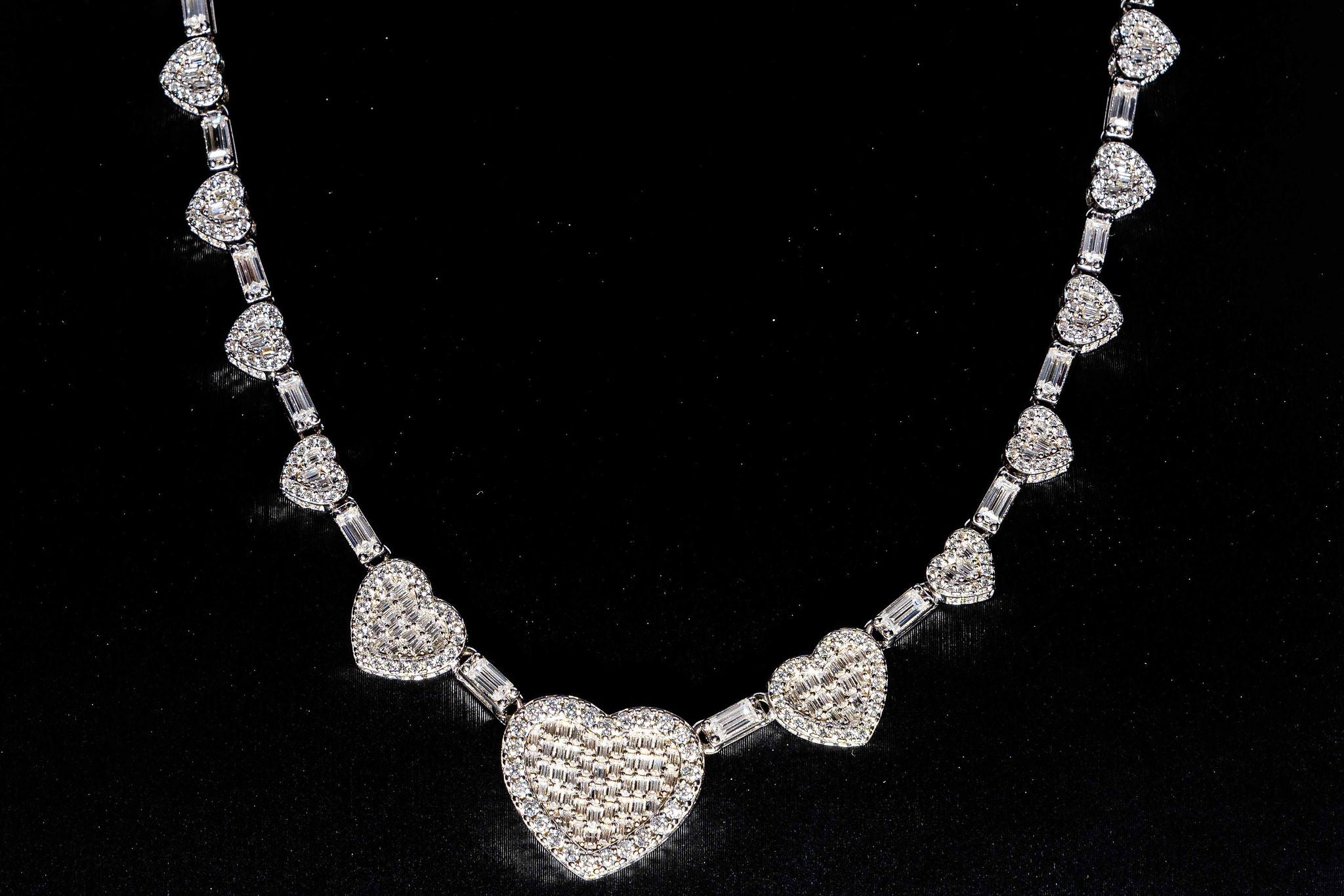 Baguette Heart Emeralds