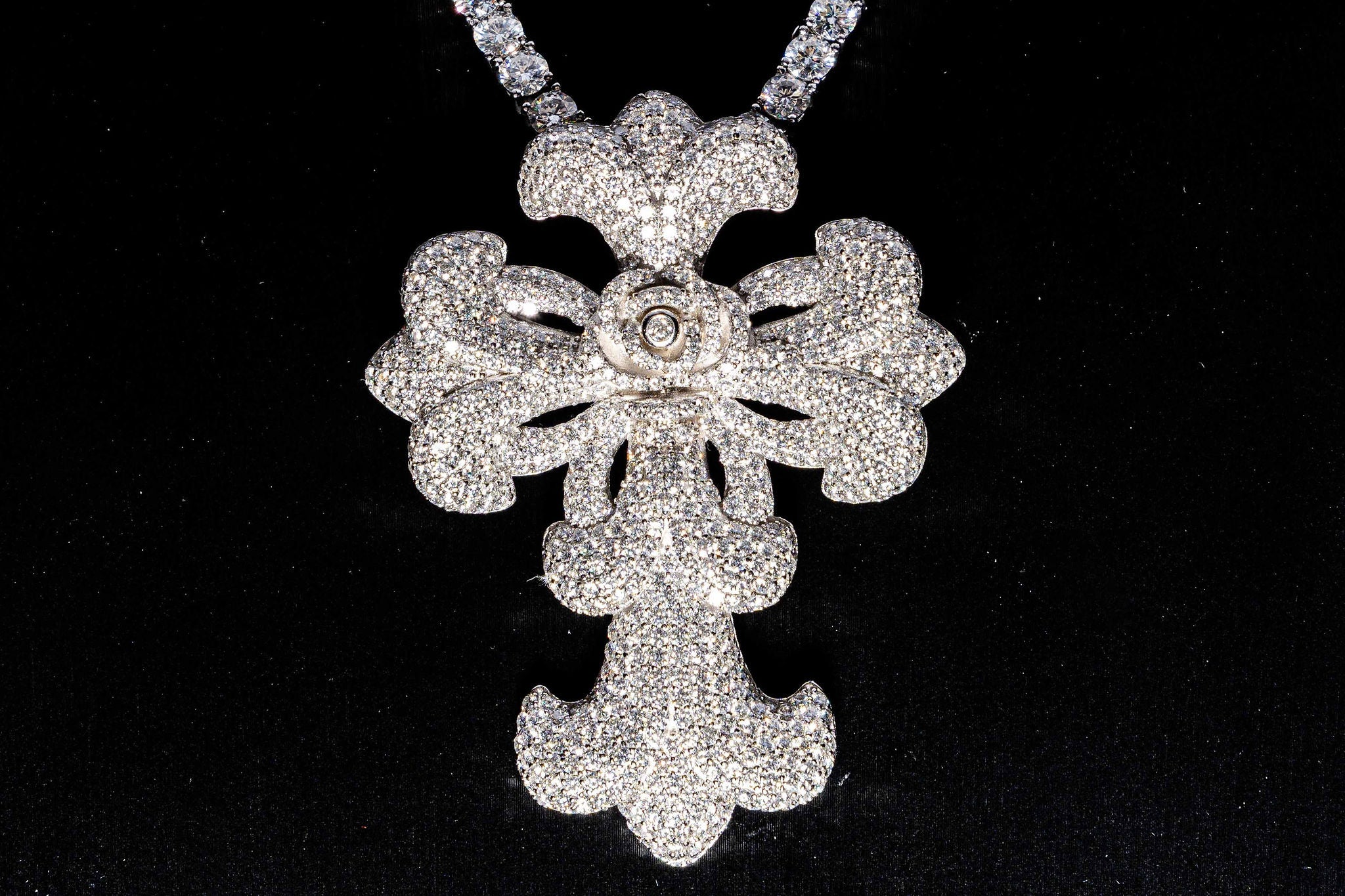 Chrome Royal Cross Set