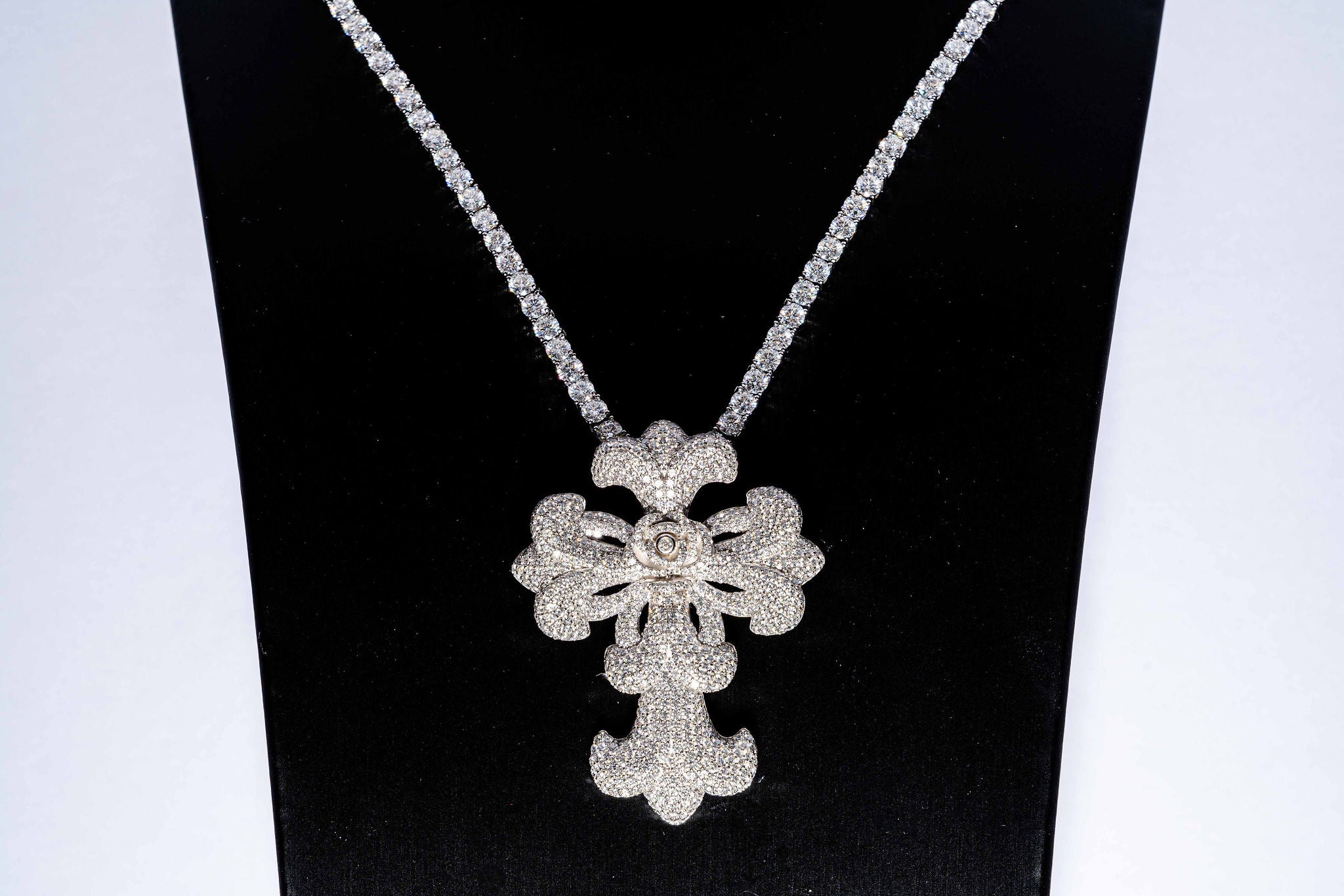 Chrome Royal Cross Set