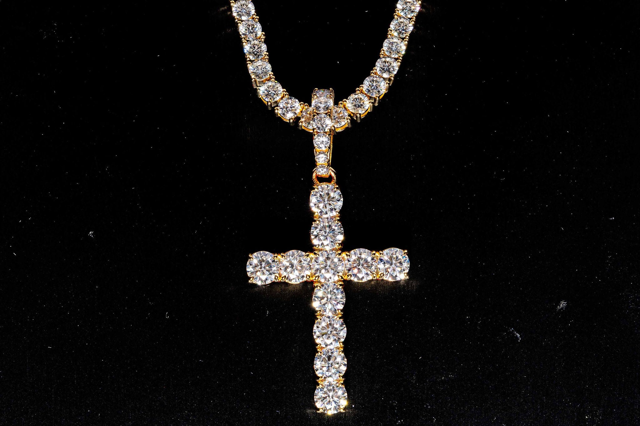 Eternal Radiance Cross Set