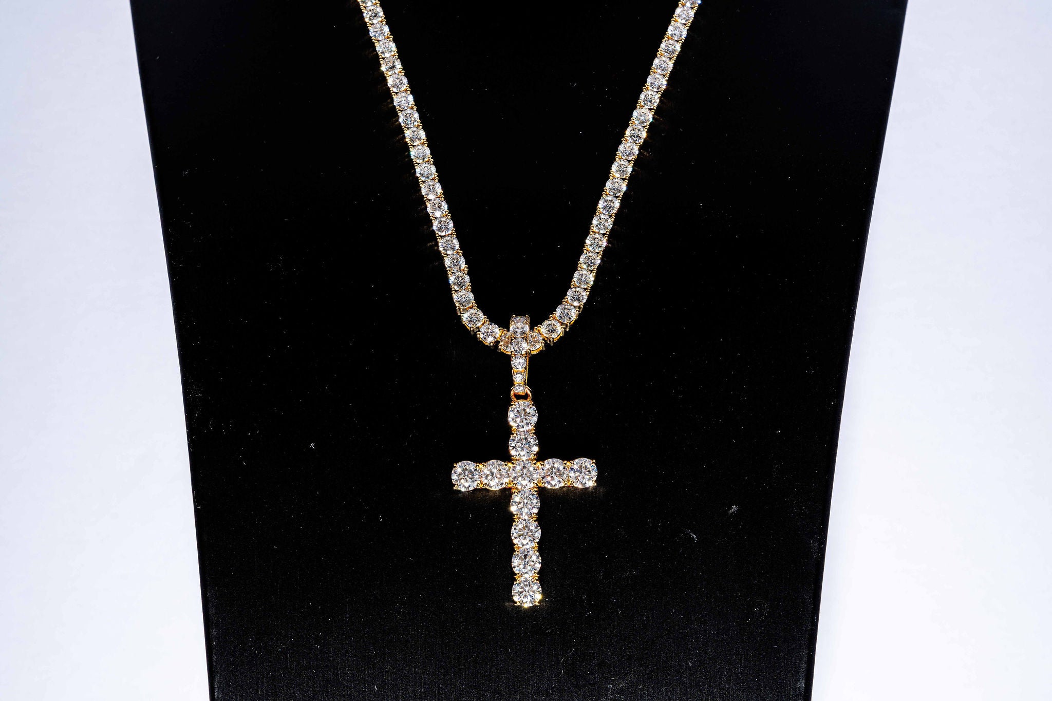 Eternal Radiance Cross Set