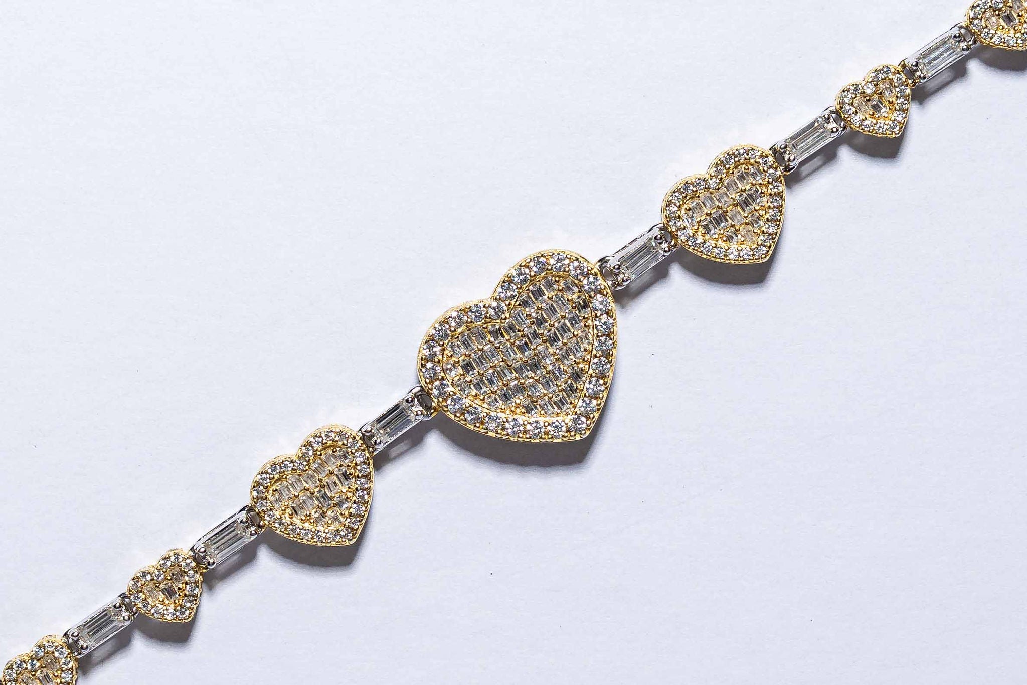 Golden Hearts Bracelet